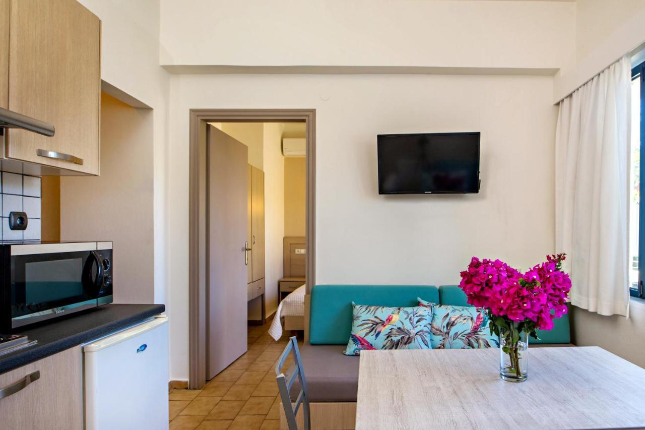 Lefka Apartments Parigoria Экстерьер фото